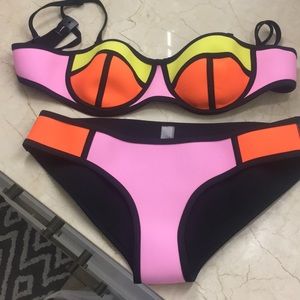 VSHA swimsuit sz S